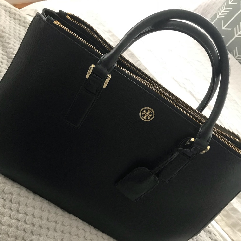 TORY BURCH ROBINSON LARGE TOTE 100% AUTHENTIC! - Picture 2 of 8